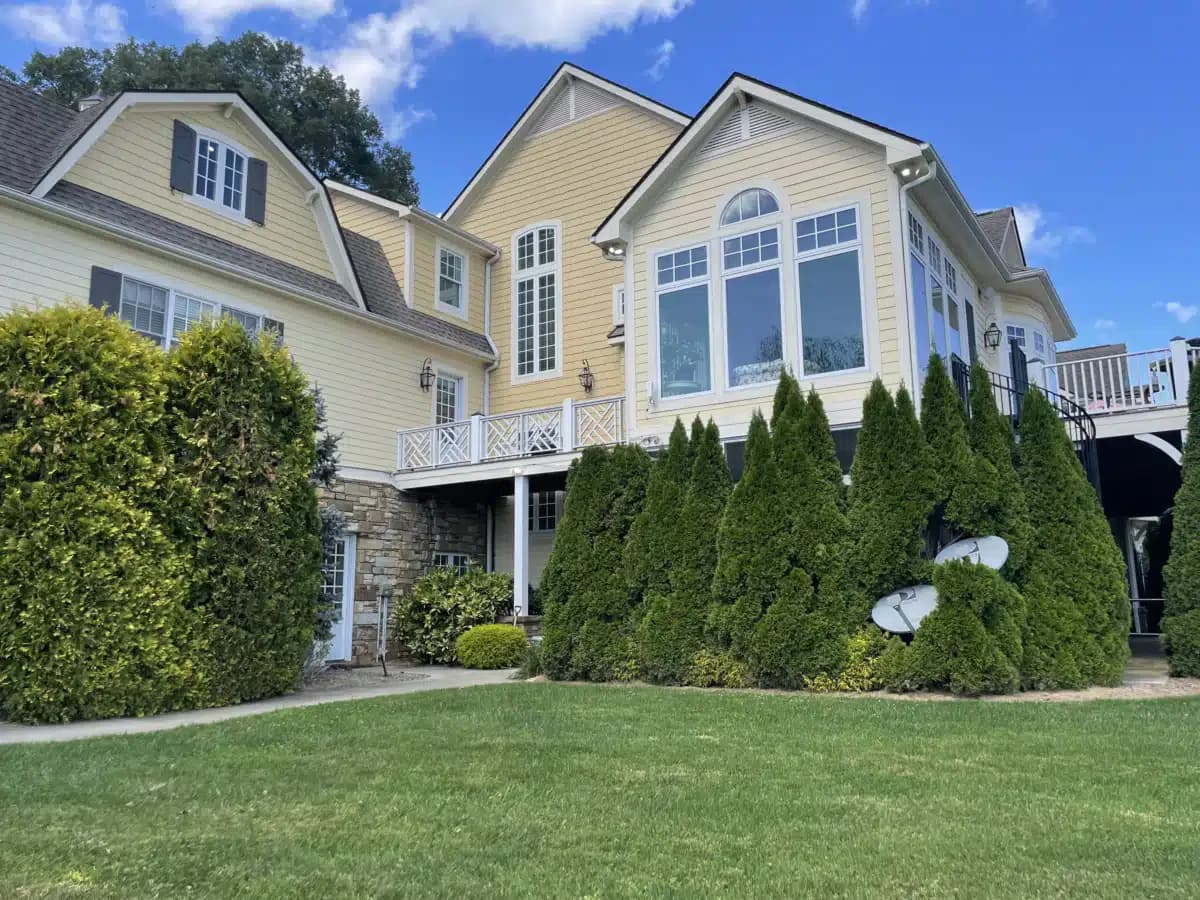 Silver Ridge - Thumbnail 2