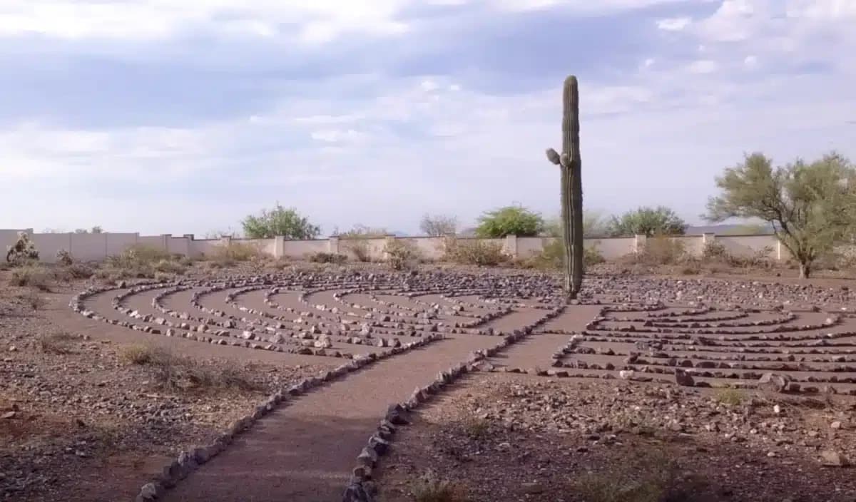 Sobermans Estate - Thumbnail 10