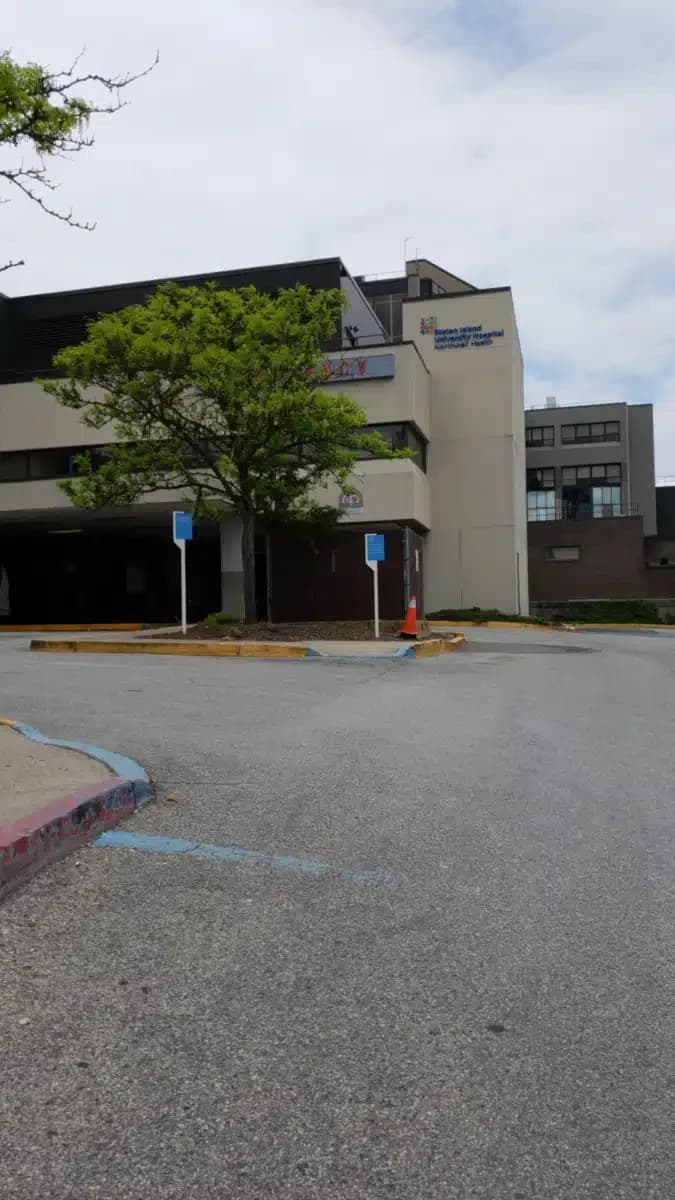 Staten Island University Hospital - Thumbnail 3