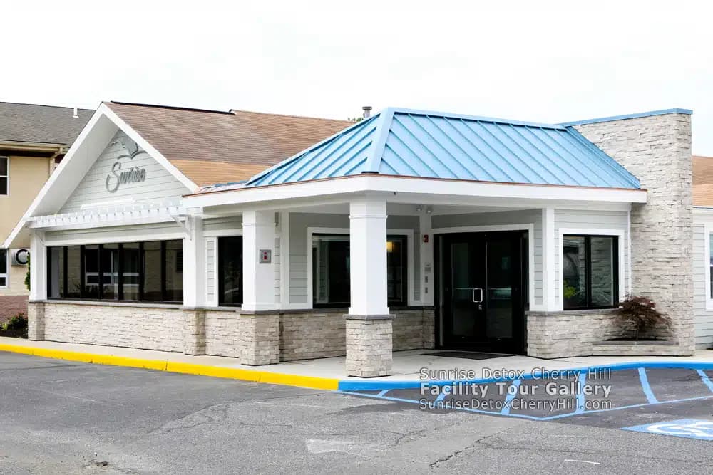 Sunrise Detox Cherry Hill - Thumbnail 2