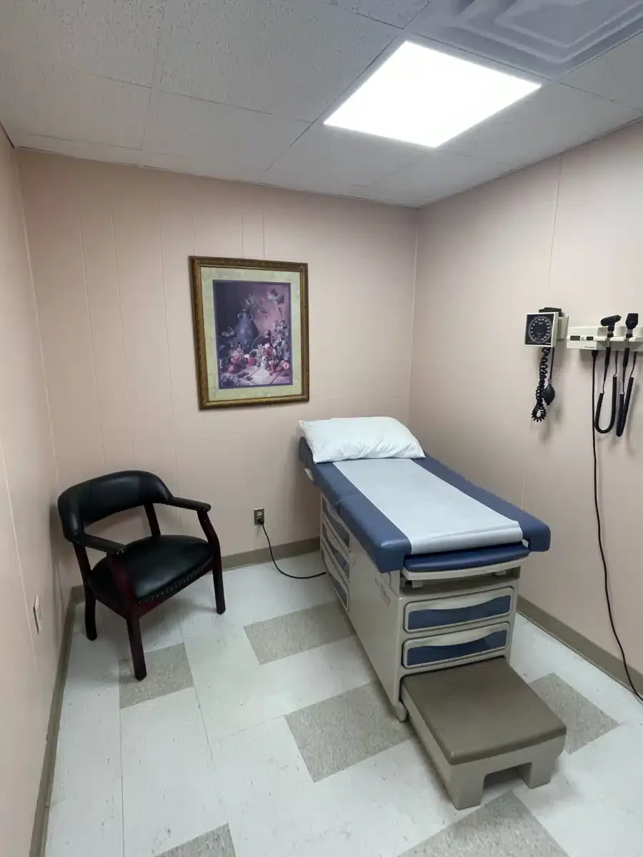 The Clinic - Thumbnail 4