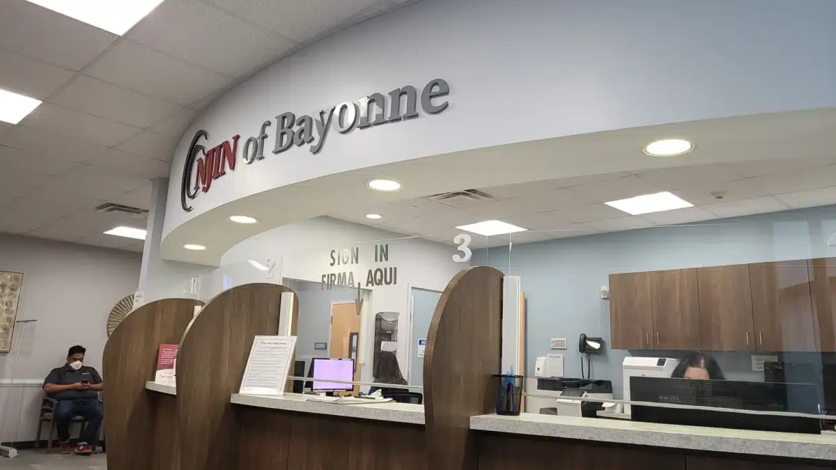 Trinitas Regional Medical Center - Thumbnail 2