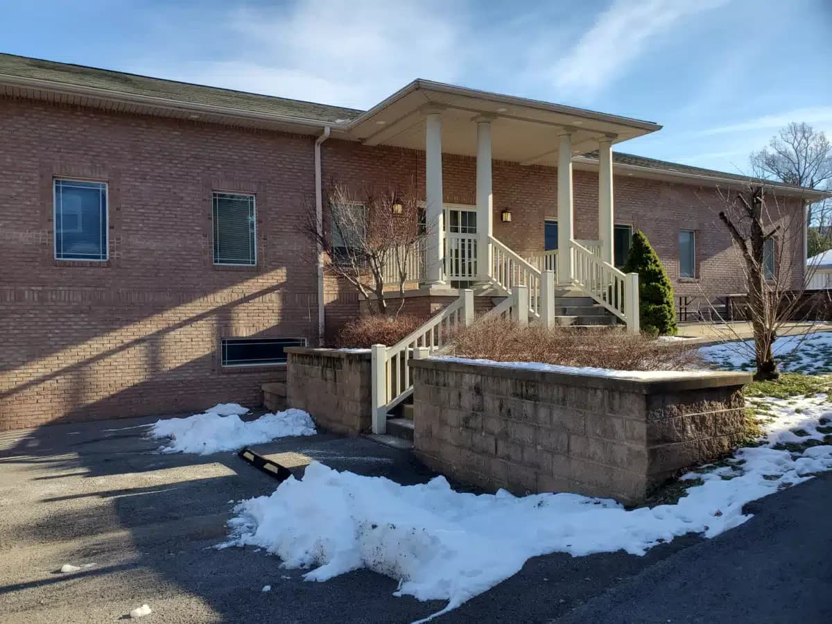 Valley Healthcare System - Thumbnail 7