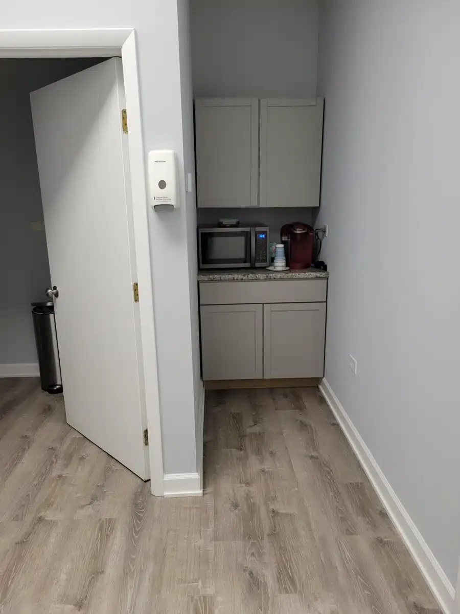 Vivia Health Rogers Park - Thumbnail 4