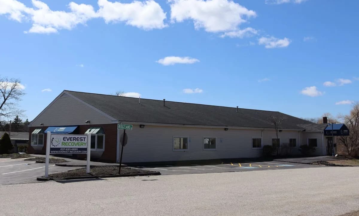 Everest Recovery Center - Facility Image